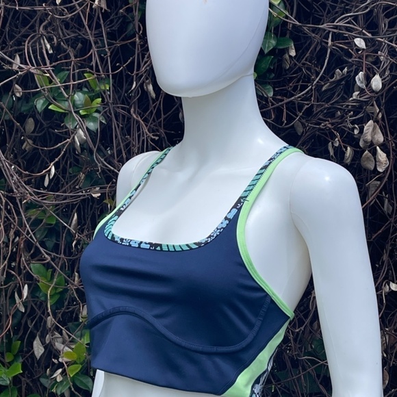 NWT Free People Run Remix Navy Blue Bralette Size Medium - Picture 6 of 8